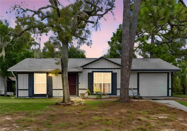 Photo 1 of Single family home for sale at 7450 Dundee Way, Weeki Wachee, FL 34613 | MLS# TB8552314 | Listing updated on 2026-10-07