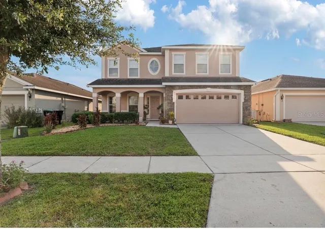 Photo 3 of Single family home for sale at 10781 Cabbage Tree Loop, Orlando, FL 32825 | MLS# O6444960 | Listing updated on 2026-10-03
