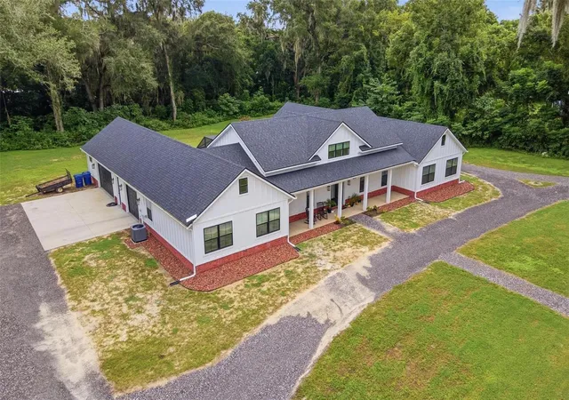 Photo 2 of Single family home for sale at 879 County Rd 539, Sumterville, FL 33585 | MLS# G5118277 | Listing updated on 2026-10-02