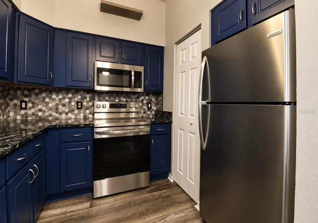 Listing Photo 5 - Condo for sale in building located at 9116 Sw 51St Rd, Gainesville, FL 32608 - Unit #303