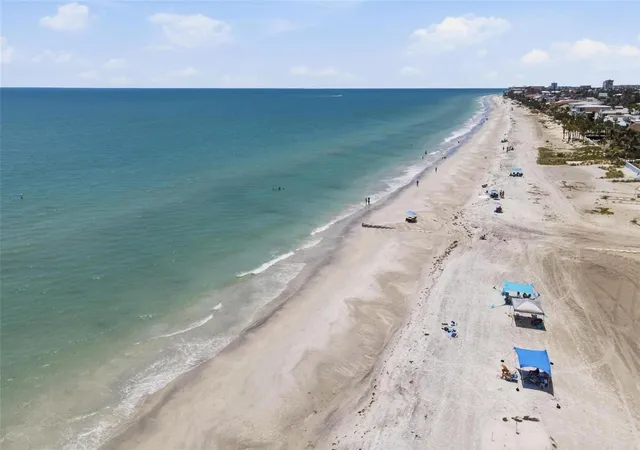 Photo 3 of Condo for sale at 15462 Gulf Blvd #604, Madeira Beach, FL 33708 | MLS# G5118278 | Listing updated on 2026-10-01