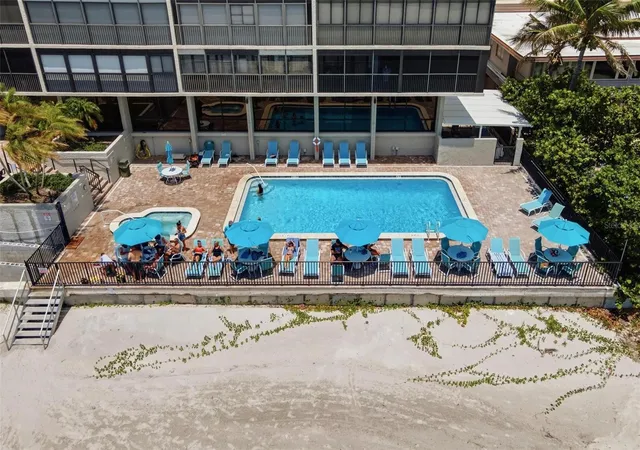 Photo 4 of Condo for sale at 15462 Gulf Blvd #604, Madeira Beach, FL 33708 | MLS# G5118278 | Listing updated on 2026-10-01