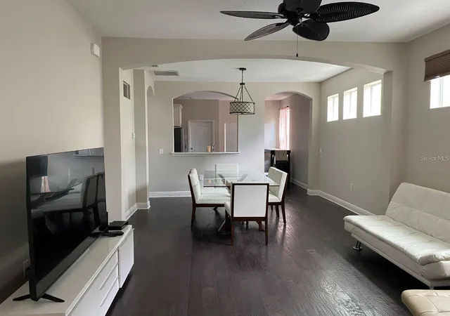 Photo 4 of Sale Pending at 809 N Oregon Ave, Tampa, FL 33606 | MLS# TB8552335 | Listing updated on 2026-10-02