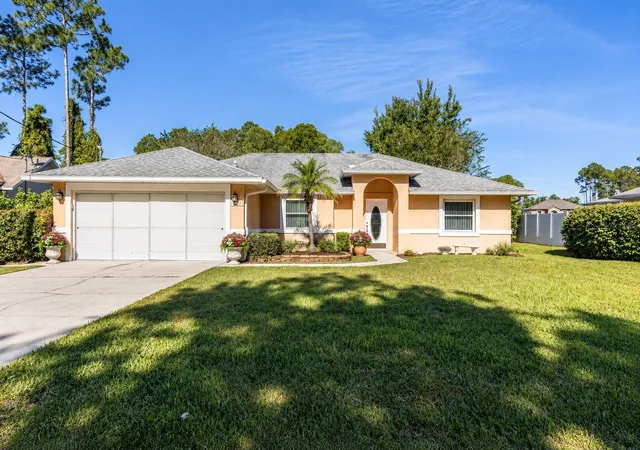 Photo 2 of Single family home for sale at 141 Bren Mar Ln, Palm Coast, FL 32137 | MLS# FC321716 | Listing updated on 2026-10-03