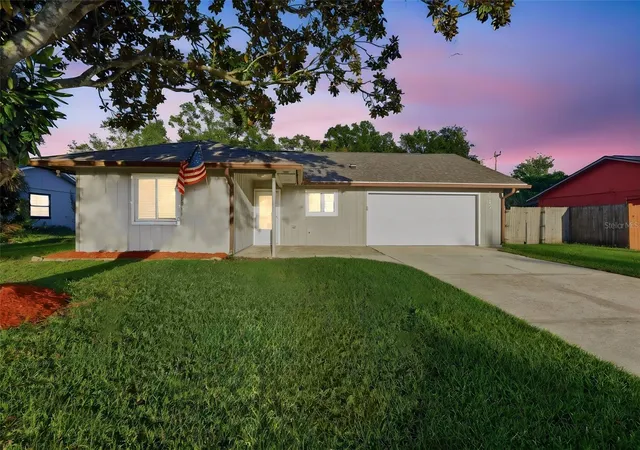 Photo 1 of Sale Pending at 5757 Devon St, Port Orange, FL 32127 | MLS# V4951522 | Listing updated on 2026-10-06
