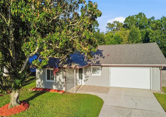 Photo 3 of Sale Pending at 5757 Devon St, Port Orange, FL 32127 | MLS# V4951522 | Listing updated on 2026-10-06