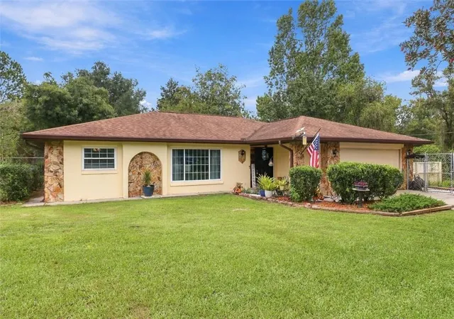Photo 2 of Sale Pending at 4333 Sw Hyacinth Ct, Dunnellon, FL 34431 | MLS# CC858192 | Listing updated on 2026-10-09