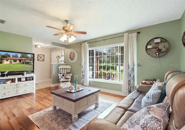 Photo 3 of Sale Pending at 4333 SW Hyacinth Ct, Dunnellon, FL 34431 | MLS# CC858192 | Listing updated on 2026-10-09