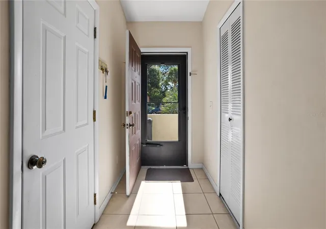 Photo 2 of Townhouse for sale at 167 Clear Lake Cir, Sanford, FL 32773 | MLS# O6444977 | Listing updated on 2026-10-08