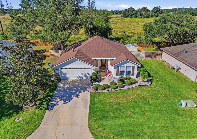 Photo 2 of Single family home for sale at 25372 Nw 10th Avenue, Newberry, FL 32669 | MLS# GC543807 | Listing updated on 2026-10-16