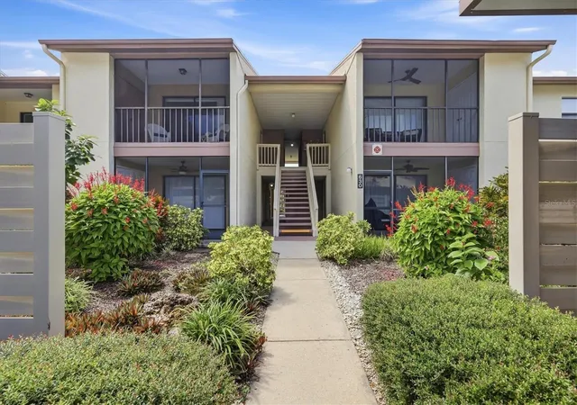 Photo 3 of Condo for sale at 630 Bird Bay Dr E #205, Venice, FL 34285 | MLS# N6145931 | Listing updated on 2026-10-22