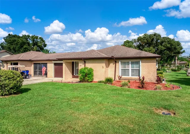 Photo 3 of Multi family home for sale at 37 Jasmine St, Lake Placid, FL 33852 | MLS# O6444987 | Listing updated on 2026-10-09