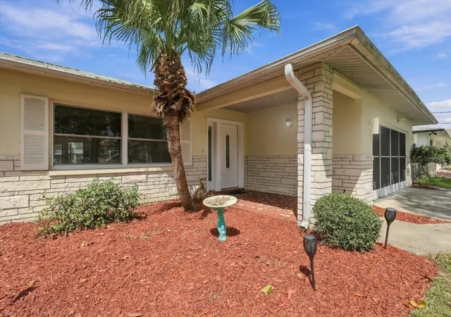 Photo 4 of Single family home for sale at 3840 N Calusa Point, Crystal River, FL 34428 | MLS# TB8552358 | Listing updated on 2026-09-26