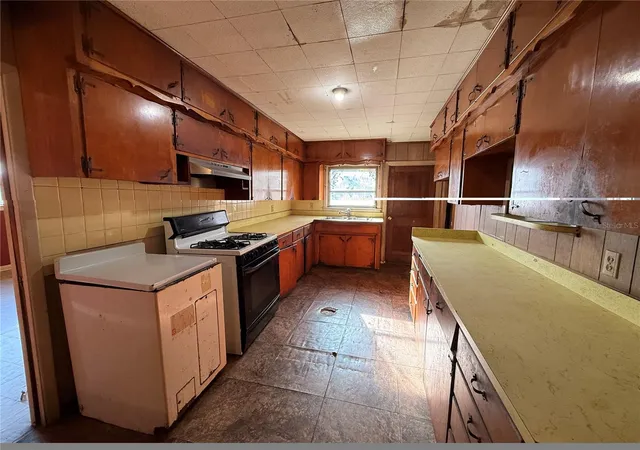 Photo 4 of Single family home for sale at 112 S Florida St, Bushnell, FL 33513 | MLS# O6444996 | Listing updated on 2026-09-26