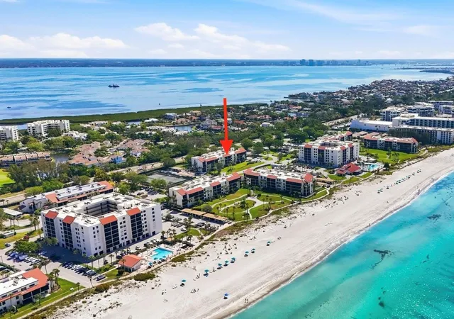 Photo 1 of Condo for sale at 1955 Gulf Of Mexico Dr #G6-407, Longboat Key, FL 34228 | MLS# A4707495 | Listing updated on 2026-10-07