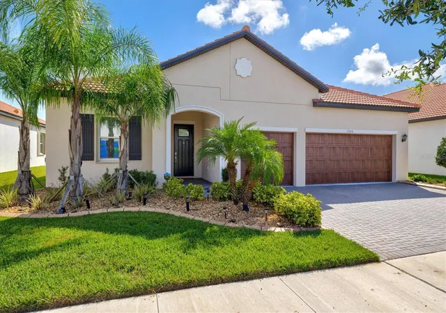 Single family home for sale at 17216 Scuba Crst St, WIMAUMA, FL 33598 | MLS# A4707497