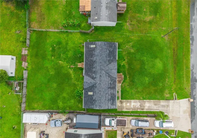 Photo 3 of Manufactured home for sale at 3728 Silver Lake Dr, Kissimmee, FL 34744 | MLS# O6445006 | Listing updated on 2026-09-29