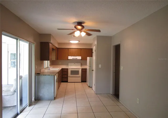 Photo 4 of Sale Pending at 10215 Hayward Rd, Spring Hill, FL 34608 | MLS# W7889851 | Listing updated on 2026-09-30