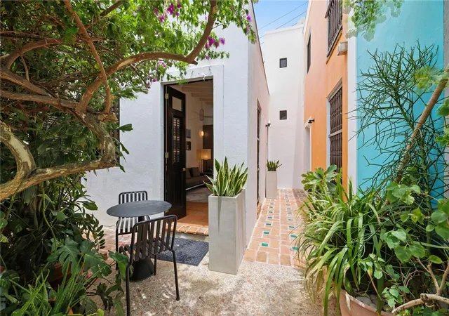 Photo 1 of Condo for sale at 102 Escalinata De Las Monjas St #5, San Juan, PR 00901 | MLS# PR9124481 | Listing updated on 2026-10-20