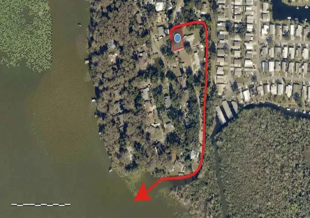 Photo 4 of Single family home for sale at 30820 Glenn Dr, Tavares, FL 32778 | MLS# W7889852 | Listing updated on 2026-10-10