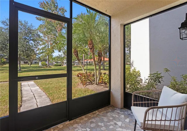 Photo 2 of Condo for sale at 4910 Bay St NE #111, Saint Petersburg, FL 33703 | MLS# TB8552385 | Listing updated on 2026-10-05