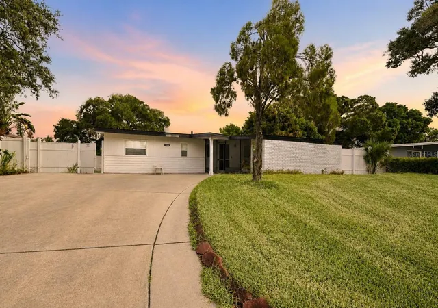 Photo 1 of Single family home for sale at 1151 55th Avenue S, Saint Petersburg, FL 33705 | MLS# TB8552386 | Listing updated on 2026-09-29