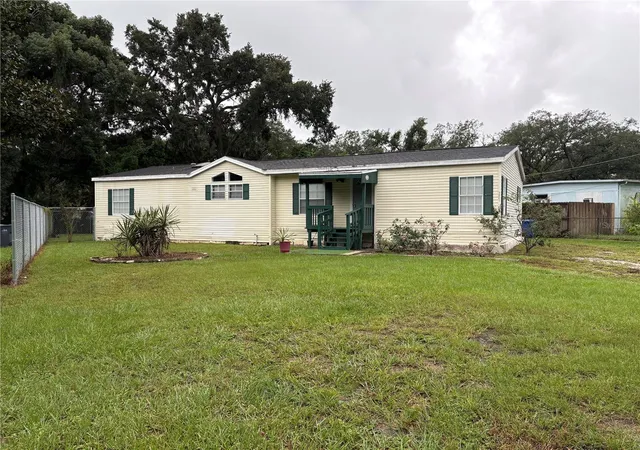 Photo 1 of Manufactured home for sale at 2007 E 148th Avenue, Lutz, FL 33549 | MLS# TB8552391 | Listing updated on 2026-10-09