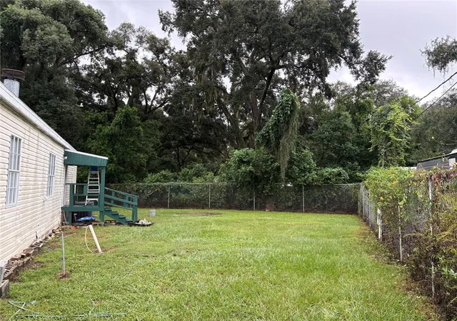 Photo 3 of Manufactured home for sale at 2007 E 148th Avenue, Lutz, FL 33549 | MLS# TB8552391 | Listing updated on 2026-10-09