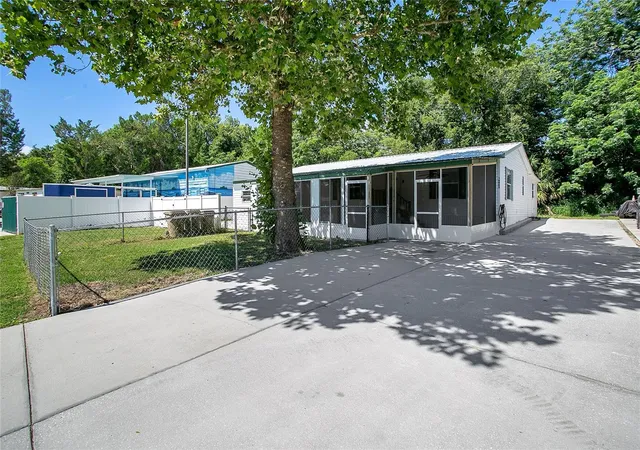 Photo 2 of Single family home for sale at 16905 Sugar Berry Ln, Montverde, FL 34756 | MLS# G5118280 | Listing updated on 2026-10-06