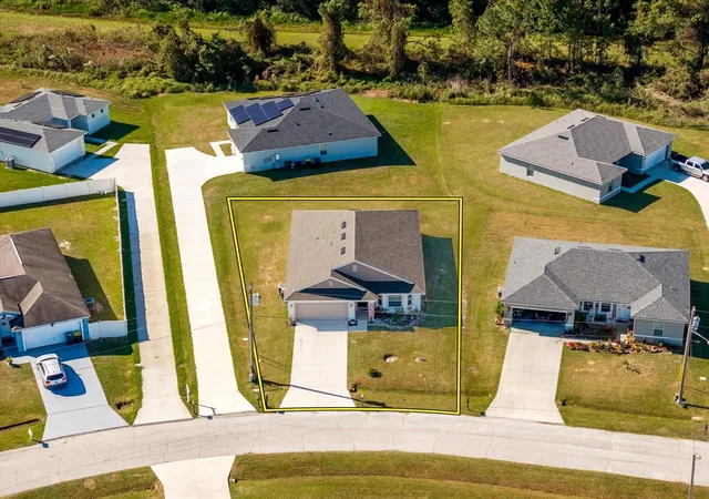 Photo 2 of Single family home for sale at 644 Hudson Valley Dr, Kissimmee, FL 34759 | MLS# O6445025 | Listing updated on 2026-10-22