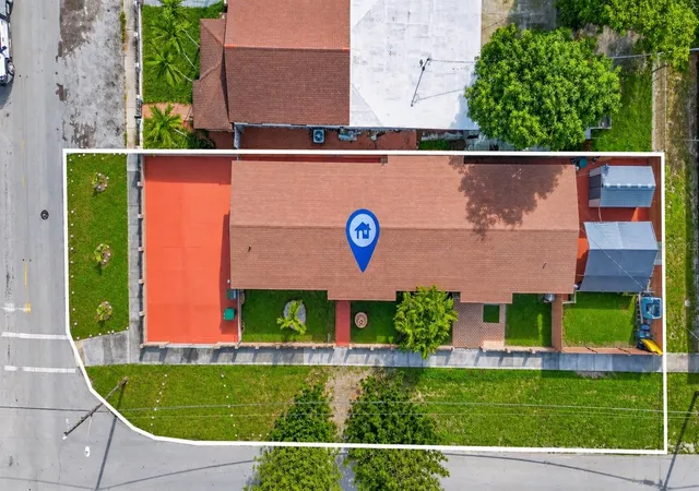 Photo 3 of Single family home for sale at 500 E 40th Street, Hialeah, FL 33013 | MLS# TB8552413 | Listing updated on 2026-09-29