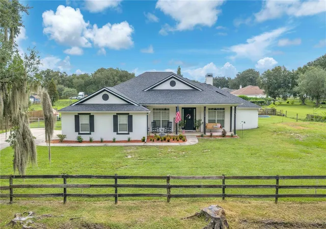 Photo 1 of Single family home for sale at 4516 Hawkins Rd, Plant City, FL 33567 | MLS# TB8552416 | Listing updated on 2026-10-09