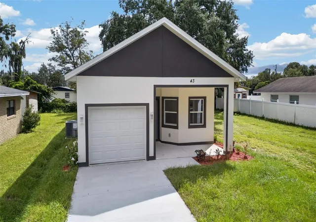Photo 2 of Single family home for sale at 43 Samuel St, Orlando, FL 32810 | MLS# O6445038 | Listing updated on 2026-09-26