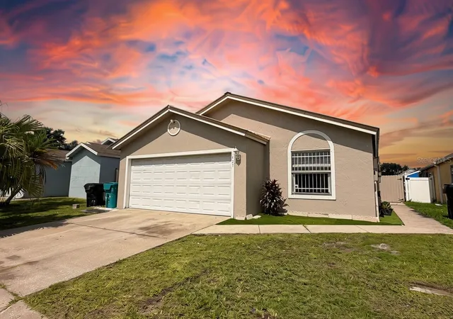 Photo 1 of Single family home for sale at 5427 Cedar Ln, Orlando, FL 32811 | MLS# V4951523 | Listing updated on 2026-10-23
