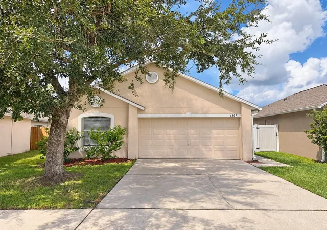 Single family home for sale at 6407 Tabogi Trl, WESLEY CHAPEL, FL 33545 | MLS# O6445046