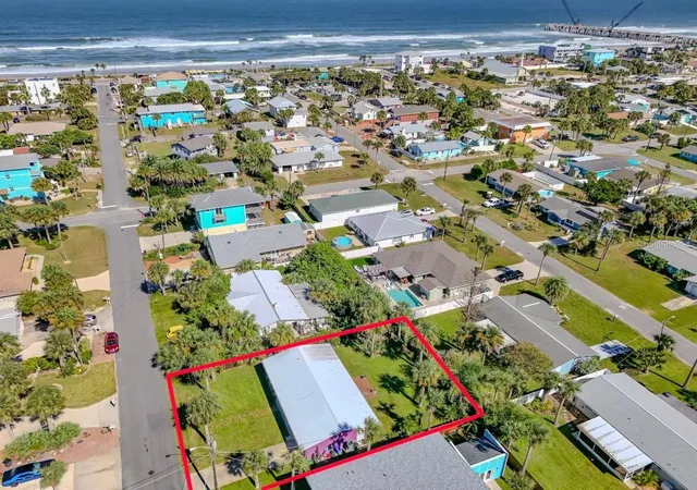 Photo 3 of Single family home for sale at 315 North 6th, Flagler Beach, FL 32136 | MLS# FC321717 | Listing updated on 2026-10-02