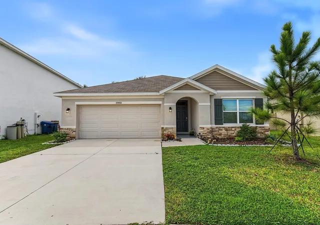 Photo 1 of Single family home for sale at 10668 Quail Grv Way, San Antonio, FL 33576 | MLS# TB8552429 | Listing updated on 2026-10-02