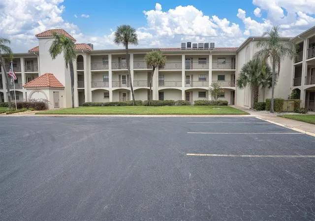 Photo 3 of Condo for sale at 19029 US Hwy 19 N #7-28, Clearwater, FL 33764 | MLS# TB8552430 | Listing updated on 2026-09-27