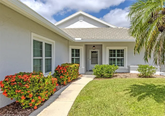 Photo 2 of Single family home for sale at 1435 Colony Pl, Venice, FL 34292 | MLS# N6145934 | Listing updated on 2026-09-29