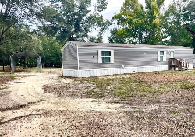 Photo 3 of Manufactured home for sale at 7231 Nw 28th Lane, Chiefland, FL 32626 | MLS# R4912063 | Listing updated on 2026-09-30