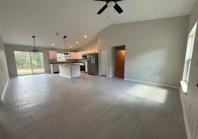 Photo 3 of Single family home for sale at 32 Locust Dr Ct, Ocala, FL 34472 | MLS# OM732925 | Listing updated on 2026-09-28