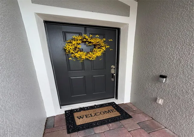 Photo 3 of Townhouse for sale at 2668 Rutledge Ct, Winter Haven, FL 33884 | MLS# L4965371 | Listing updated on 2026-10-03