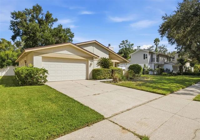 Photo 1 of Single family home for sale at 4609 Deerwalk Ave, Tampa, FL 33624 | MLS# TB8552449 | Listing updated on 2026-10-04