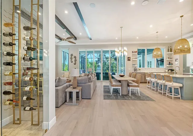 Photo 3 of Single family home for sale at 3100 Gulf Of Mexico Dr, Longboat Key, FL 34228 | MLS# A4707515 | Listing updated on 2026-10-03
