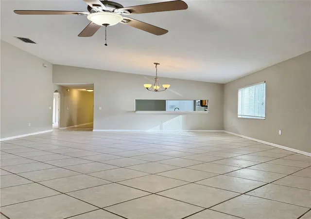 Photo 4 of Single family home for sale at 10431 Isleworth Ave, Tampa, FL 33647 | MLS# TB8552454 | Listing updated on 2026-10-03