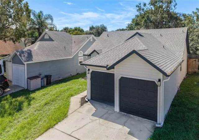Photo 3 of Single family home for sale at 7786 Fox Knoll Pl, Winter Park, FL 32792 | MLS# O6445061 | Listing updated on 2026-10-01