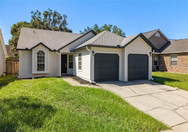 Photo 3 of Single family home for sale at 7786 Fox Knoll Pl, Winter Park, FL 32792 | MLS# O6445061 | Listing updated on 2026-10-01