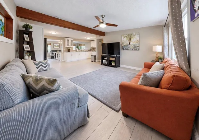 Photo 4 of Single family home for sale at 717 W Deer Lake Dr, Lutz, FL 33548 | MLS# TB8552458 | Listing updated on 2026-10-03