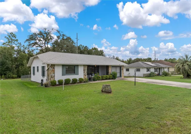 Photo 3 of Single family home for sale at 3849 N Tamarisk Ave, Beverly Hills, FL 34465 | MLS# GC543811 | Listing updated on 2026-09-26