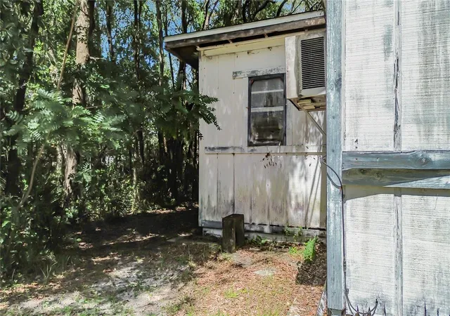 Photo 3 of Single family home for sale at 6395 W Pershing Dr, Homosassa, FL 34448 | MLS# TB8552461 | Listing updated on 2026-09-26